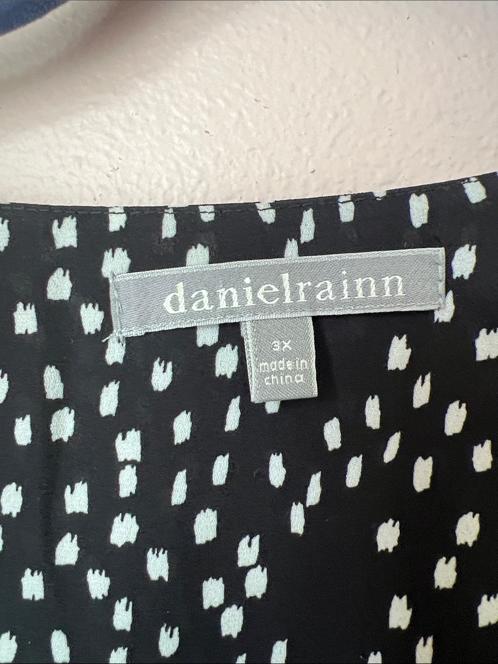 Daniel Rainn Black and White Dotted V-Neck Blouse - Picture 2 of 3